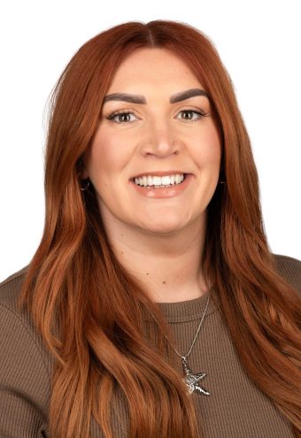 ALICE BLAND headshot