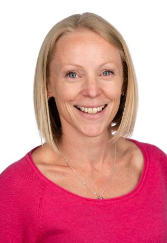 ERIN DONALDSON headshot