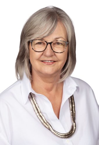 jan macdonald head shot