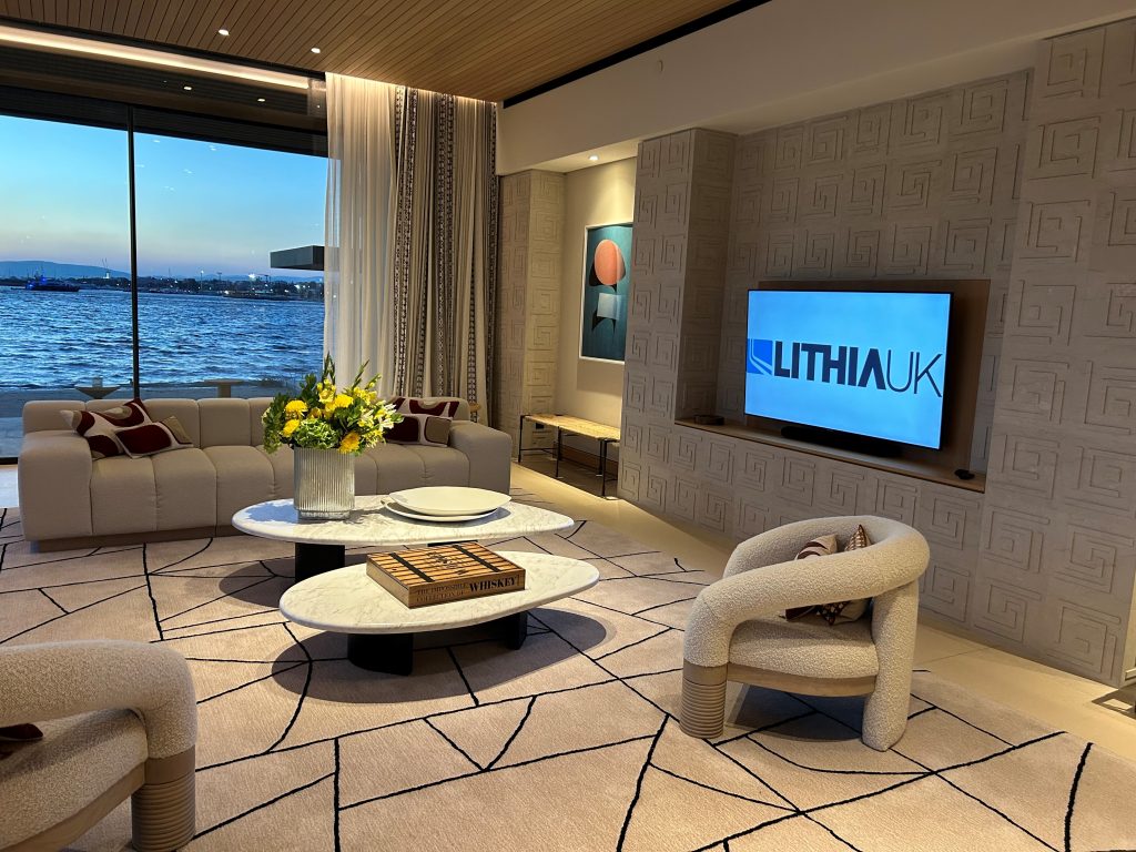 Lithia uk lounge area