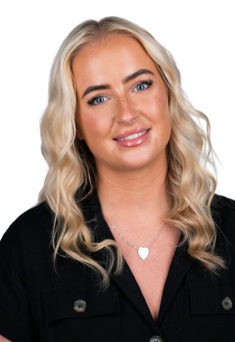 lottie ingham head shot