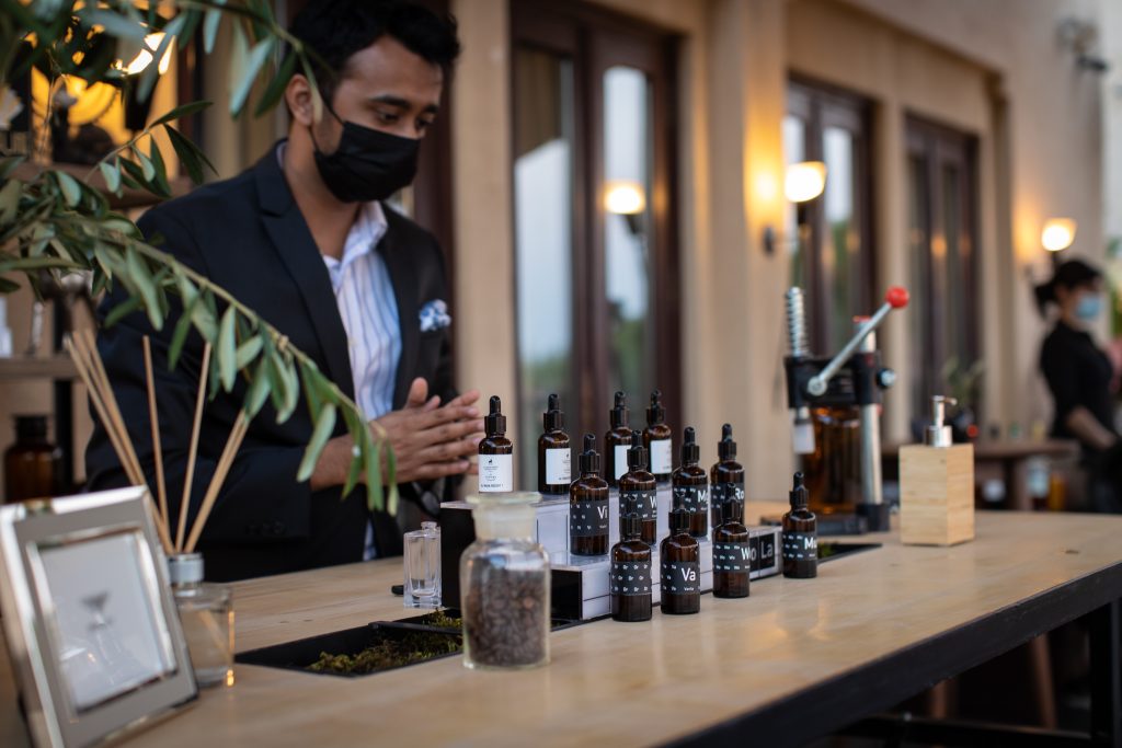 Interactive Experiential Perfume Scent Personalised Experience
